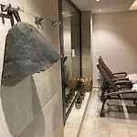 Johan Hotel